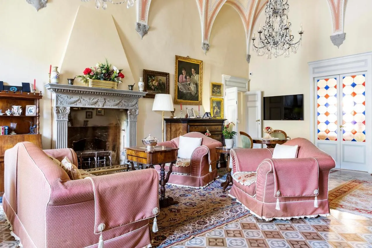 Residenza D'Epoca Palazzo Borghesi Bed & Breakfast Siena 2*,  Italy