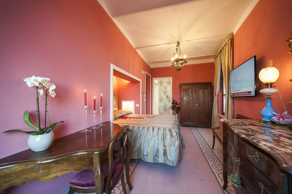 Residenza D'Epoca Palazzo Borghesi Bed & Breakfast Siena