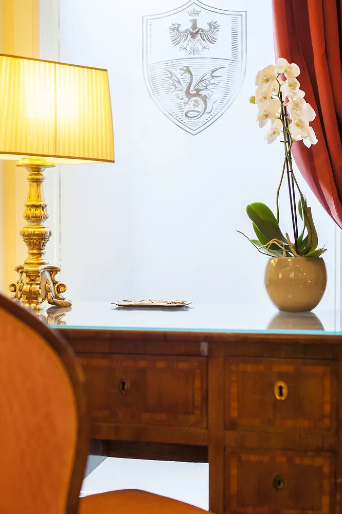 Residenza D'Epoca Palazzo Borghesi Bed & Breakfast Siena 2*,  Italy